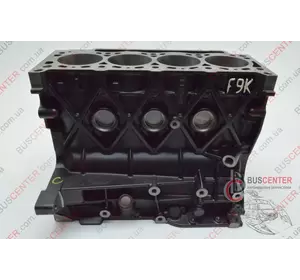 Блок цилиндров (низ мотора, пенек, двигатель, мотор - F9K) Renault Trafic 7701478529 7701478529