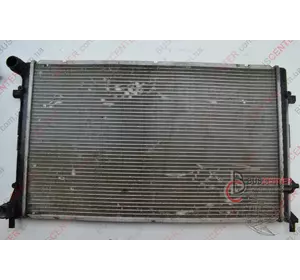 Радиатор охлаждения Volkswagen Caddy 65277A 65277