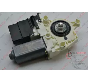 Моторчик стеклоподъемника задней левой двери Volkswagen Touran 1K0959703B Моторчик стеклоподъемника задней левой двери Volkswagen Touran 1K0959703B