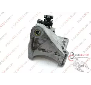 Кронштейн крепления подушки двигателя правый (крепление двигателя) Renault Mascott 5010460754 Кронштейн крепления подушки двигателя правый (крепление двигателя) Renault Mascott 5010460754