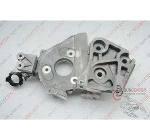 Кронштейн крепления ТНВД Renault Kangoo 8200139366 Кронштейн крепления ТНВД Renault Kangoo 8200139366