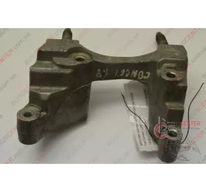 Кронштейн крепления подушки двигателя Ford Connect XS4Q-6030-BC Кронштейн крепления подушки двигателя Ford Connect XS4Q-6030-BC
