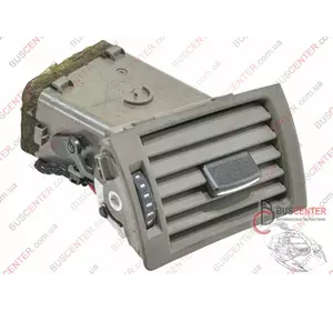 Дефлектор правый Audi A4 8E0820902F Дефлектор правый Audi A4 8E0820902F