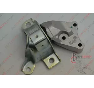 Подушка двигателя правая Fiat Doblo 51718928 030607010018 Подушка двигателя правая Fiat Doblo 51718928 030607010018