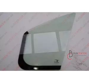 Форточка двери передней правой Renault Trafic 43R011057 Форточка двери передней правой Renault Trafic 43R011057