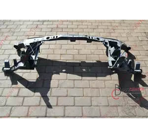 Установочная панель передняя (окуляр, телевизор, рамка) Mercedes Sprinter 0019890803 Установочная панель передняя (окуляр, телевизор, рамка) Mercedes Sprinter 0019890803
