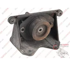 Кронштейн КПП Renault Trafic 8200260358 Кронштейн КПП Renault Trafic 8200260358