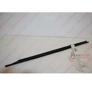 Уплотнитель направляющей стекла двери передней Opel Vivaro 7700313524 Уплотнитель направляющей стекла двери передней Opel Vivaro 7700313524