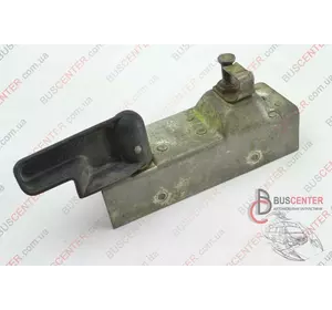 Замок задней левой двери Mercedes Sprinter 9017400135 Замок задней левой двери Mercedes Sprinter 9017400135