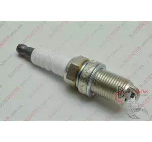 Свеча зажигания Renault Megane 8671004044 Свеча зажигания Renault Megane 8671004044