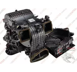 Корпус печки Renault Master 272700033R Корпус печки Renault Master 272700033R