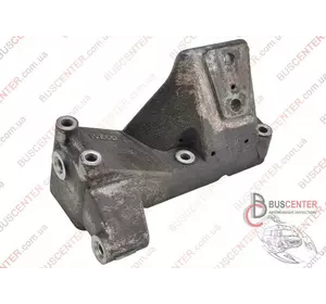 Кронштейн двигателя правый Iveco Daily 504050580 Кронштейн двигателя правый Iveco Daily 504050580