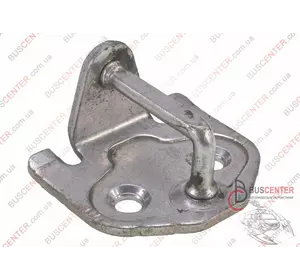 Скоба замка двери Ford Courier DT1A-V21982-AA Скоба замка двери Ford Courier DT1A-V21982-AA