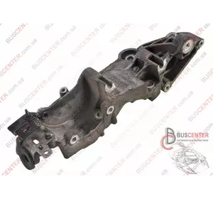 Кронштейн генератора Renault Megane 117103585R Кронштейн генератора Renault Megane 117103585R