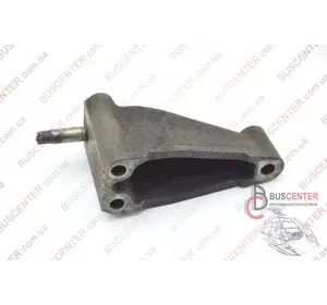 Кронштейн двигателя Iveco Daily 98473354 Кронштейн двигателя Iveco Daily 98473354