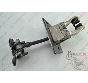 Ограничитель двери задней правой Volkswagen Transporter 7H0827794G Ограничитель двери задней правой Volkswagen Transporter 7H0827794G