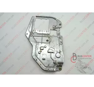 Кронштейн крепления ручки двери задней левой внутренней Volkswagen Transporter 7H0827202 Кронштейн крепления ручки двери задней левой внутренней Volkswagen Transporter 7H0827202