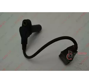 Датчик положения коленвала Volkswagen Transporter 075906433 075 906 433 B Датчик положения коленвала Volkswagen Transporter 075906433 075 906 433 B