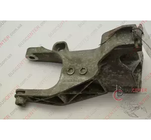 Кронштейн крепления подушки двигателя Volkswagen Transporter 7H0199343 Кронштейн крепления подушки двигателя Volkswagen Transporter 7H0199343