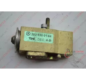 Клапан кондиционера (краник расширения) Mercedes Sprinter 2D0820679A 2028300184 Клапан кондиционера (краник расширения) Mercedes Sprinter 2D0820679A 2028300184