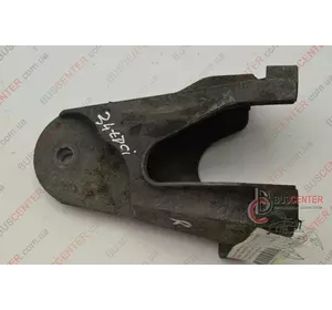 Кронштейн крепления двигателя правый Ford Transit CC11-6037-AA 6C116037AA Кронштейн крепления двигателя правый Ford Transit CC11-6037-AA 6C116037AA