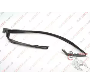 Уплотнитель стекла двери передней правой Renault Laguna 803300025 803300001R Уплотнитель стекла двери передней правой Renault Laguna 803300025 803300001R