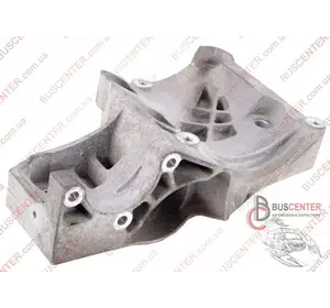 Кронштейн крепления генератора Opel Insignia 55562863 Кронштейн крепления генератора Opel Insignia 55562863