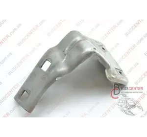Кронштейн крепления крыла переднего правого Ford Transit 4053730 YC1516E140EA Кронштейн крепления крыла переднего правого Ford Transit 4053730 YC1516E140EA