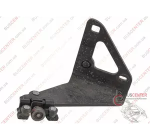 Ролик боковой правой сдвижной двери нижний с рычагом Renault Trafic 745965439R Ролик боковой правой сдвижной двери нижний с рычагом Renault Trafic 745965439R