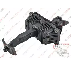 Ограничитель двери Land Rover Freelander LR001600 Ограничитель двери Land Rover Freelander LR001600