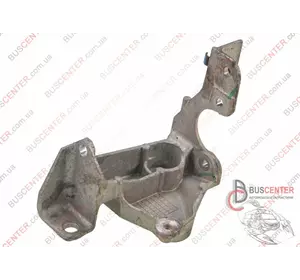 Кронштейн крепления вакуумного клапана (4WD, опора) Nissan Navara 922377470R Кронштейн крепления вакуумного клапана (4WD, опора) Nissan Navara 922377470R