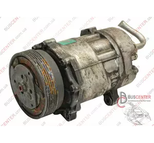 Компрессор кондиционера Volkswagen Passat 7M0820803D Компрессор кондиционера Volkswagen Passat 7M0820803D