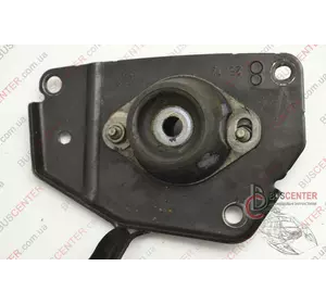 Кронштейн подушки двигателя левой Citroen Berlingo 9682731780 Кронштейн подушки двигателя левой Citroen Berlingo 9682731780