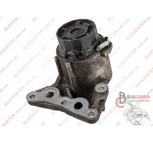 Корпус масляного фильтра Toyota Prius 15609-0T030 Корпус масляного фильтра Toyota Prius 15609-0T030