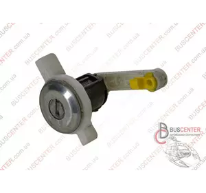Личинка замка передней правой двери (сердцевина, замок) Renault Master 7700352686 Личинка замка передней правой двери (сердцевина, замок) Renault Master 7700352686