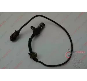 Датчик положения коленвала Fiat Doblo 55189518 Датчик положения коленвала Fiat Doblo 55189518