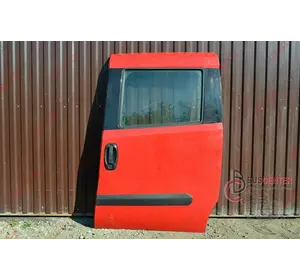 Дверь боковая сдвижная левая под стекло Fiat Doblo Дверь боковая сдвижная левая под стекло Fiat Doblo