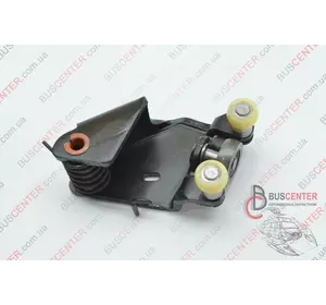 Ролики боковой правой сдвижной двери средний Renault Trafic 777647086R Ролики боковой правой сдвижной двери средний Renault Trafic 777647086R