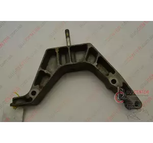 Кронштейн опоры двигателя Fiat Doblo 46774759 Кронштейн опоры двигателя Fiat Doblo 46774759