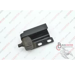 Ограничитель направляющей боковой правой сдвижной двери Fiat Doblo 51814083 Ограничитель направляющей боковой правой сдвижной двери Fiat Doblo 51814083