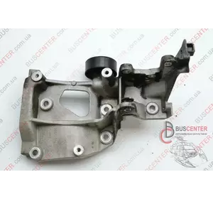 Кронштейн крепления компрессора кондиционера Fiat Ducato 51888942 55275685 Кронштейн крепления компрессора кондиционера Fiat Ducato 51888942 55275685