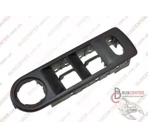 Корпус кнопок стеклоподъемника левой двери Renault Captur 809618236R Корпус кнопок стеклоподъемника левой двери Renault Captur 809618236R