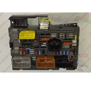 Блок предохранителей Fiat Scudo 9664706080 Блок предохранителей Fiat Scudo 9664706080