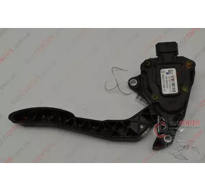 Потенциометр (акселератор, педаль газа) Renault Master 8200672369 Потенциометр (акселератор, педаль газа) Renault Master 8200672369