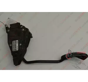 Потенциометр (акселератор, педаль газа) Renault Master 8200101243 Потенциометр (акселератор, педаль газа) Renault Master 8200101243