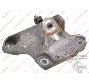 Кронштейн двигателя левый (Ford Ranger 2.2 TDCi,RWD, с 2012 года) Ford Transit AB396B033C AB39-6B033-C Кронштейн двигателя левый (Ford Ranger 2.2 TDCi,RWD, с 2012 года) Ford Transit AB396B033C AB39-6B033-C