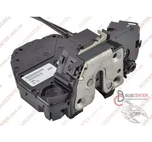 Замок двери боковой сдвижной правой Renault Trafic 825023007R Замок двери боковой сдвижной правой Renault Trafic 825023007R