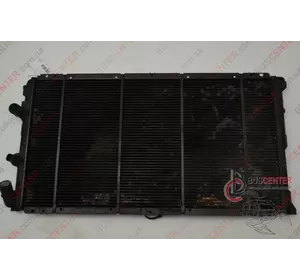 Радиатор охлаждения под датчик (с A/C) Renault Master 7701046210 7701046210