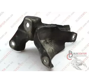 Кронштейн крепления компрессора кондиционера Renault Trafic 144D02666R Кронштейн крепления компрессора кондиционера Renault Trafic 144D02666R