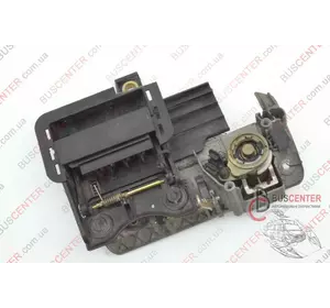 Ручка двери задней левой распашной (механизм) Volkswagen Caddy 2K0829309 Ручка двери задней левой распашной (механизм) Volkswagen Caddy 2K0829309